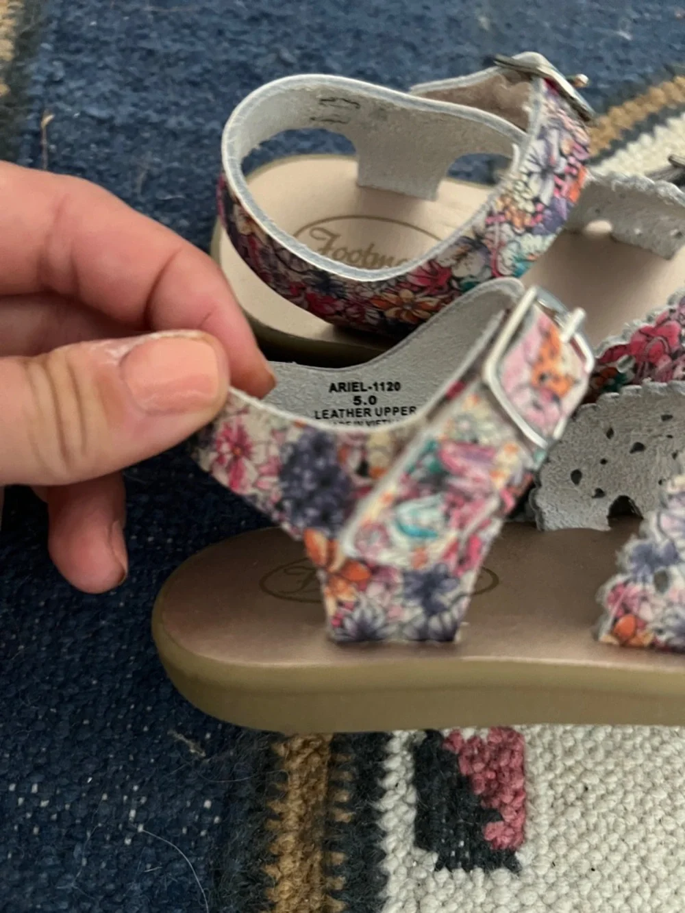 Footmates Ariel Floral Leather Sandals Toddler Size 5 Buckle Strap
